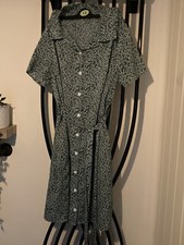 Brand New Green Dress Shein Size M - 6