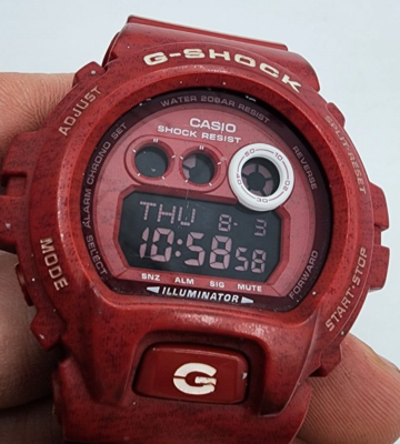 Casio G-Shock GD-X6900HT Heathered Series Red Watch Pre-owned Free
