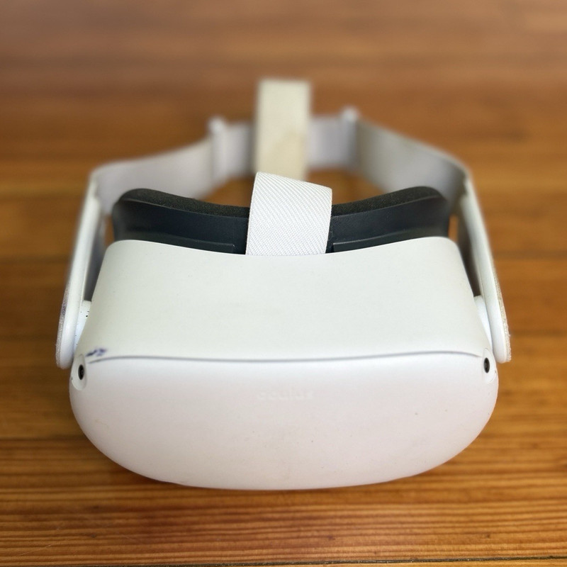 Oculus Quest 2 Standalone VR Headset w/ Touch Motion Controllers, White