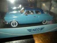 1:43 Neo Studebaker Champion Light Blue, Dark Blue In Ovp