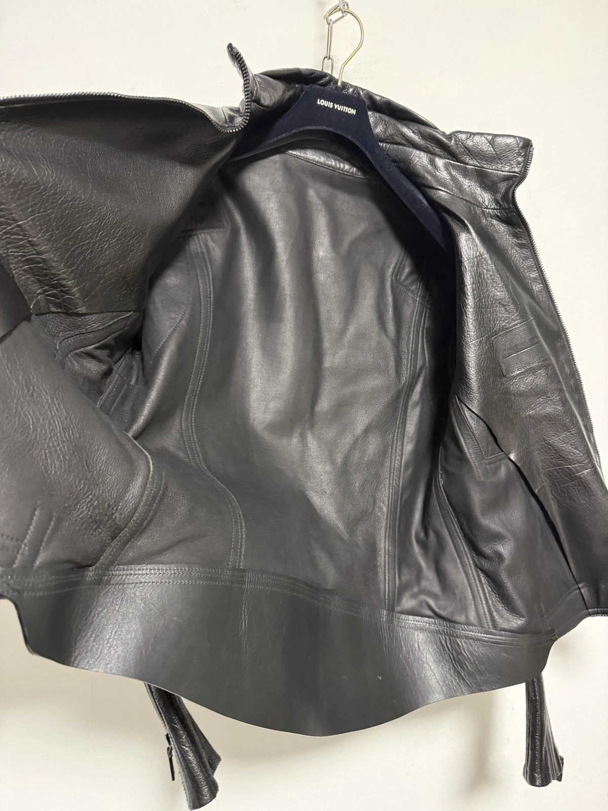 Bally Leather Jacket Mens 42 Black Made in Italy Moto Biker Zip Cuffs Lampo - product detail image 6