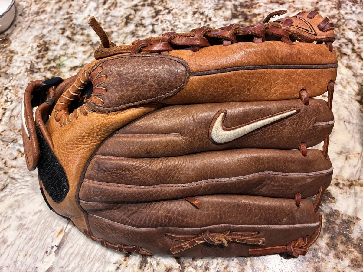 Nike Outfield 12.75 Size Baseball Softball Gloves & Mitts for sale