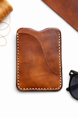 Handcrafted Minimalist Leather Cardholder for men, Full Grain Vegetable Tanned