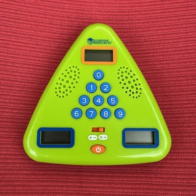 Learning Resources Minute Math Electronic Flash Cards Green Handheld LER6965