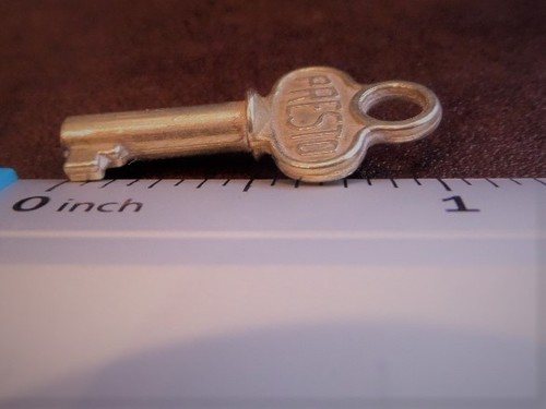 Presto Lock Co Small Brass Plated Barrel Key Vintage USA - Picture 2 of 5