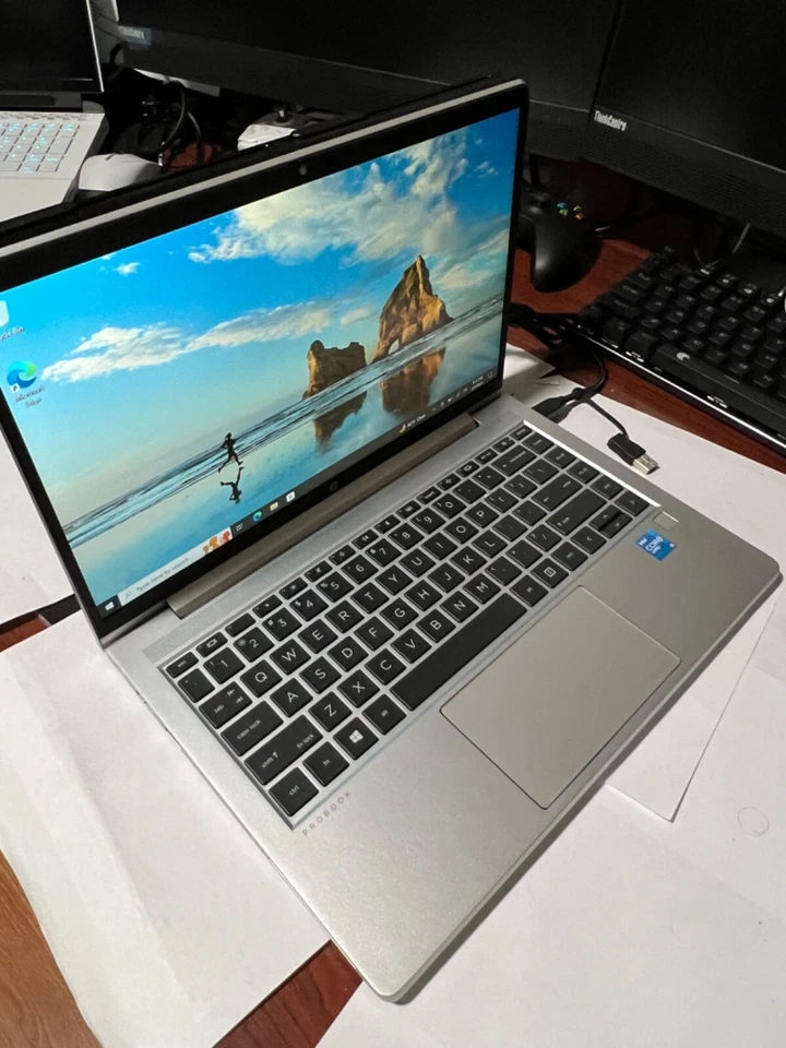 Pantalla táctil HP ProBook 640 G8 14,0 pulgadas Intel i5-1145G7 2,60 GHz + SideTrak 12,5 Foto 2 de 4