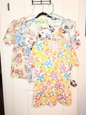 Tafford Scrub Tops XS Lot Nurse Medical Uniform Floral Paris Print Bundle 4