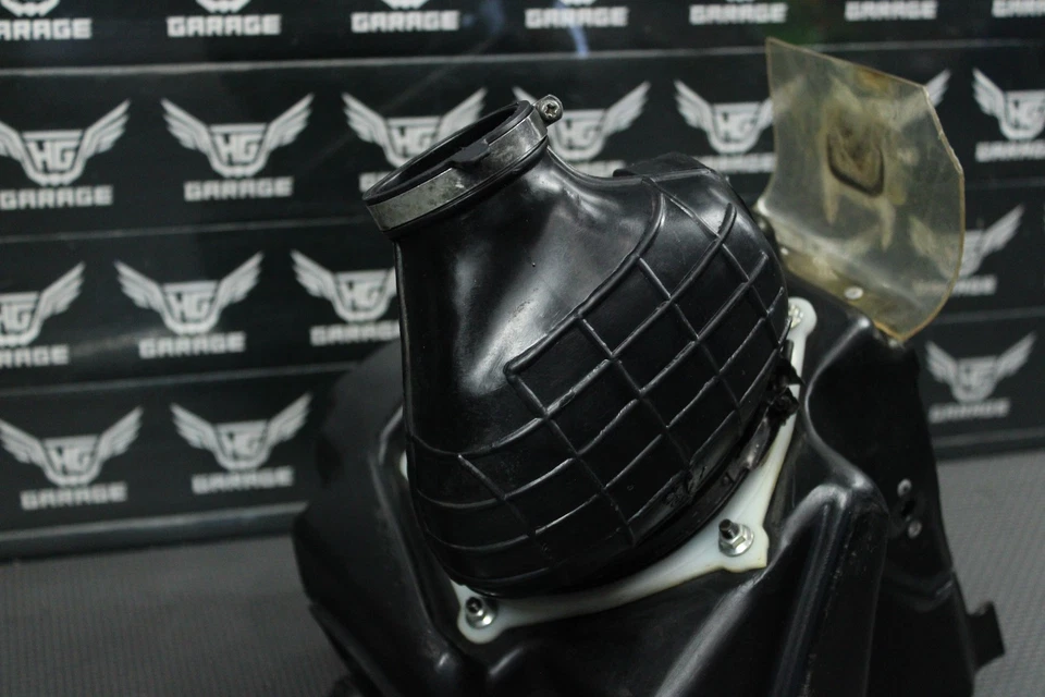 2017 KAWASAKI KX100 KX85 OEM AIRBOX INTAKE AIR CLEANER CASE BOOT - Image 2 of 4