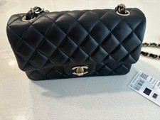 CHANEL Black Quilted Classic Flap Shoulder Ba...