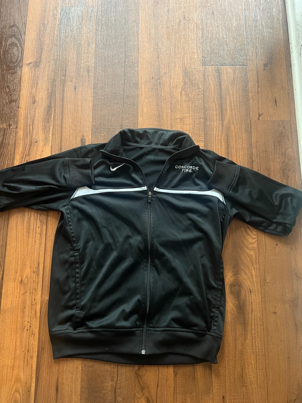Nike Concorde Fire Jacket Size Medium - image 2
