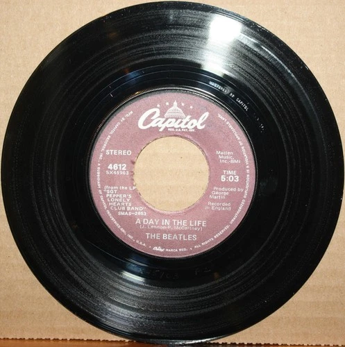 BEATLES **A Day In The Life** SGT. PEPPER LONELY HEARTS Pop Rock 45 CAPITOL 4612