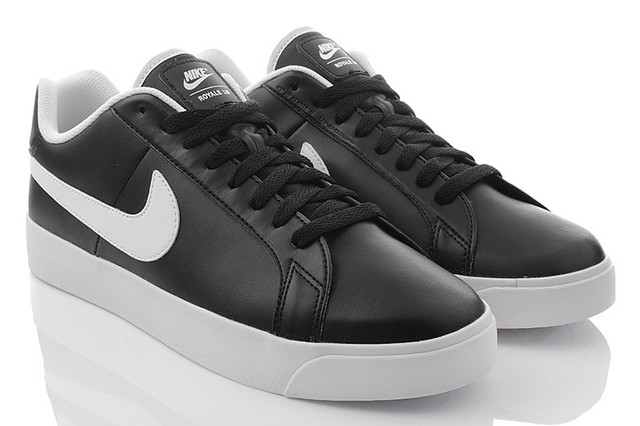 nike royale lw