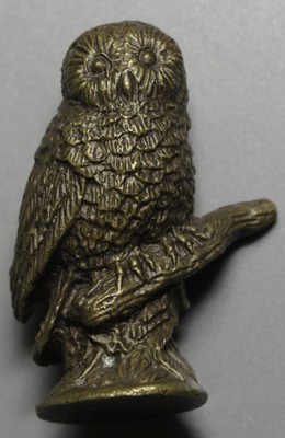 ** SCHÖNE KLEINE EULE AUS NEPAL 3CM HOCH ** GUSS STATUE TIERE VOGEL HIMALAYA