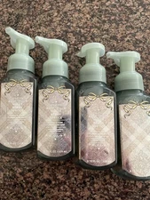 4 Pack Bath & Body Works Gentle Foaming Hand Wash  HOLLY BERRY SPRUCE!!!!!