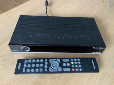 Philips Fernseher + TechniSat Digit ISIO S2 Digitalreceiver   Komplettpaket