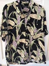 Vintage Tori Richard Hawaiian Cotton Lawn Floral Mens XL Short Sleeve Shirt USA