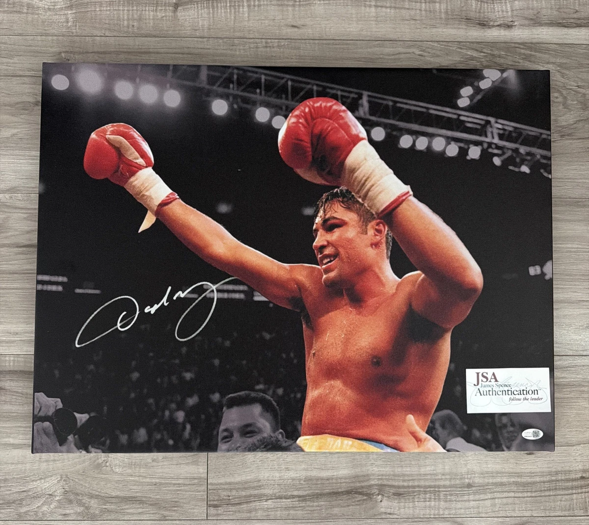 Oscar De La Hoya Boxing Autographed Photos for sale | eBay