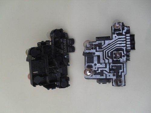 VW Golf 2 Lampenträger Leuchtmittel 191945257 191945258 Hella Rücklicht