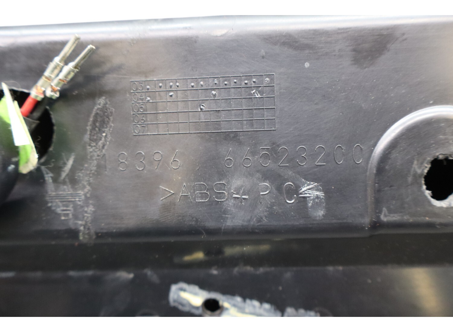 03-13 Maserati Quattroporte M139 Dash Board Dashboard Glove Box Compartment Oem