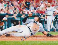 HAROLD RAMIREZ  MIAMI MARLINS  ACTION SIGNED 8x10