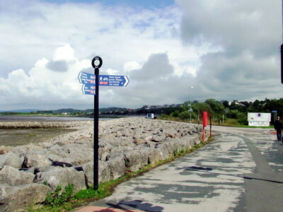 PHOTO  TEAL BAY NEAR HEST BANK THIS SIGNPOST SHOWS WALKING AND CYCLING ROUTES AT