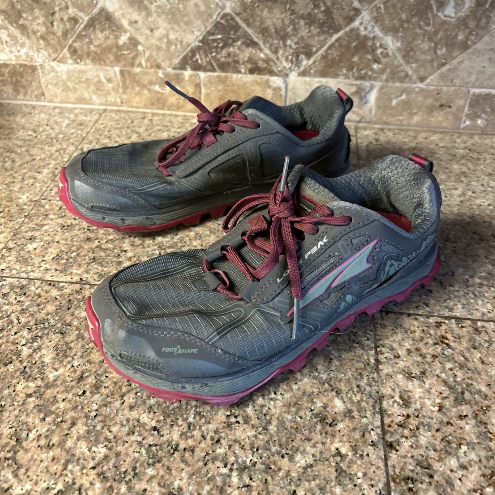 Altra Lone Peak 4 Trail Running Shoes Gray Womens Size 8.5 Hiking Gorpcore