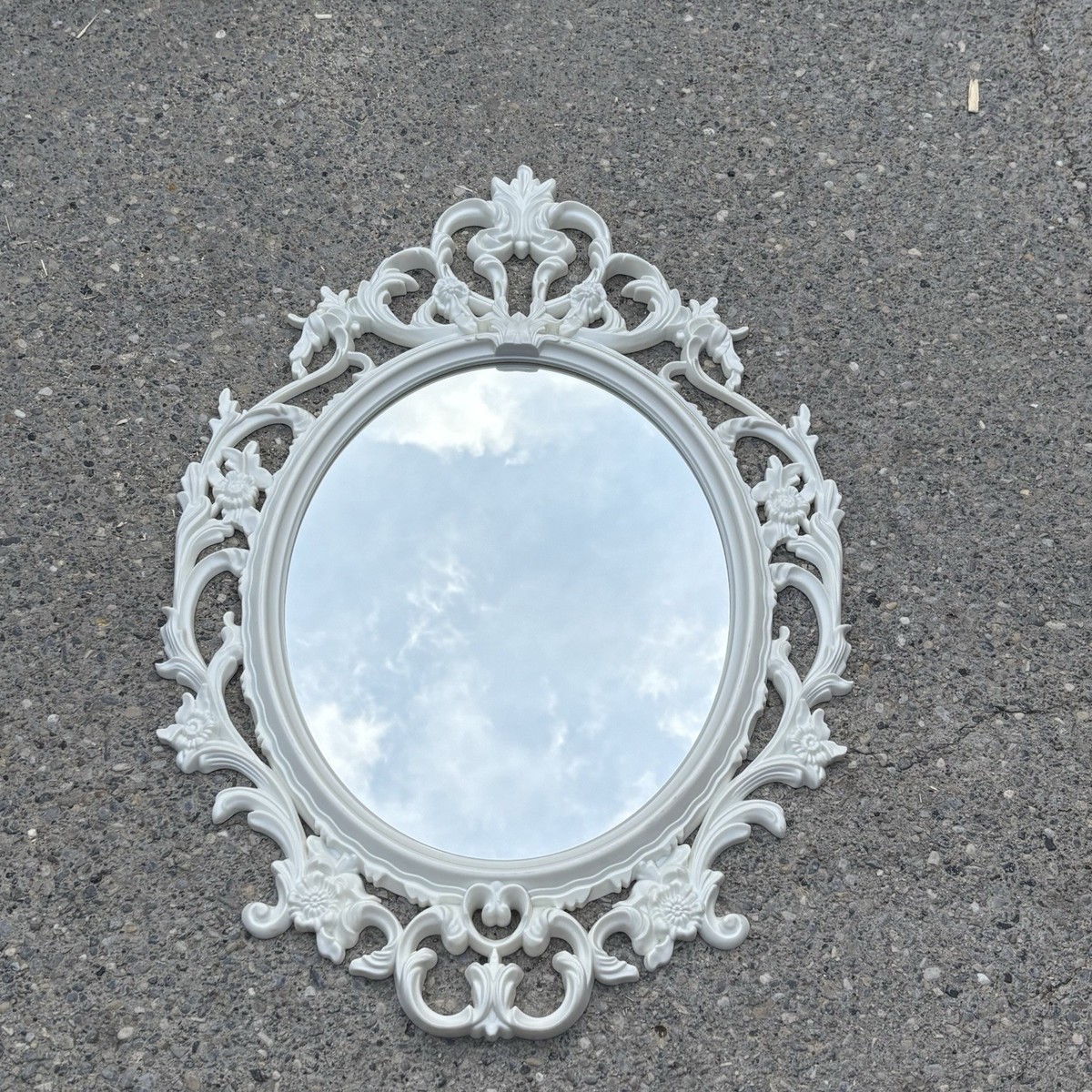 IKEA イケア UNG DRILL ウングドリル ミラー IKEA UNG DRILL 33” White Wall Mirror Baroque Rococo Ornate