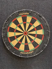 Vintage WINMAU ACCUDART 18” Thick Dart Board w/ Metal Numbers Made In England