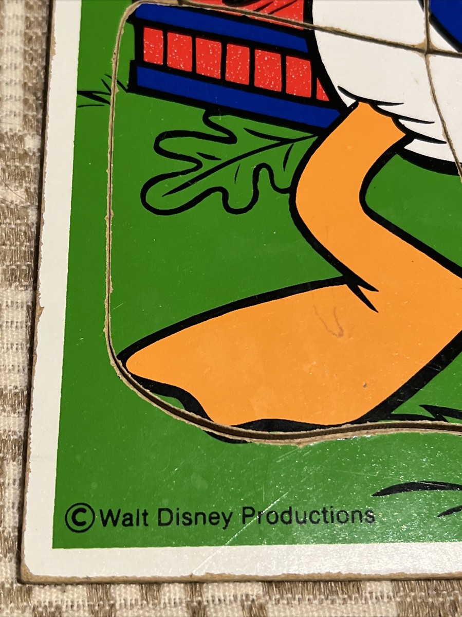 Vintage Playskool Wooden Puzzle Donald Duck Disney 9 Pieces 190-02