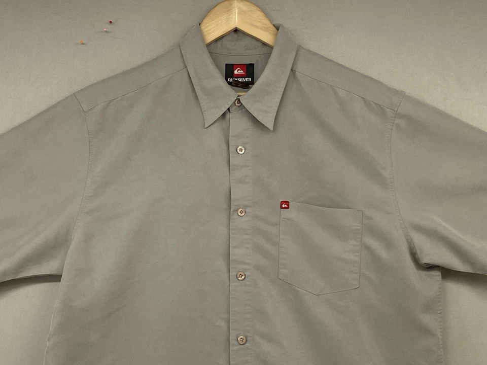 VTG Quicksilver Button Shirt Mens LARGE Gray Viscose Short Sleeve Camp Y2K Retro - Image 2 of 4