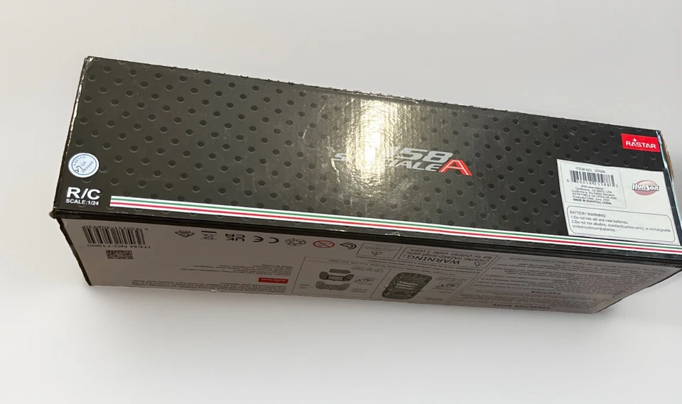 Ferrari 458 Speciale A Rastar 1/24 Scale RC Car Red New!!! - Image 2 of 2