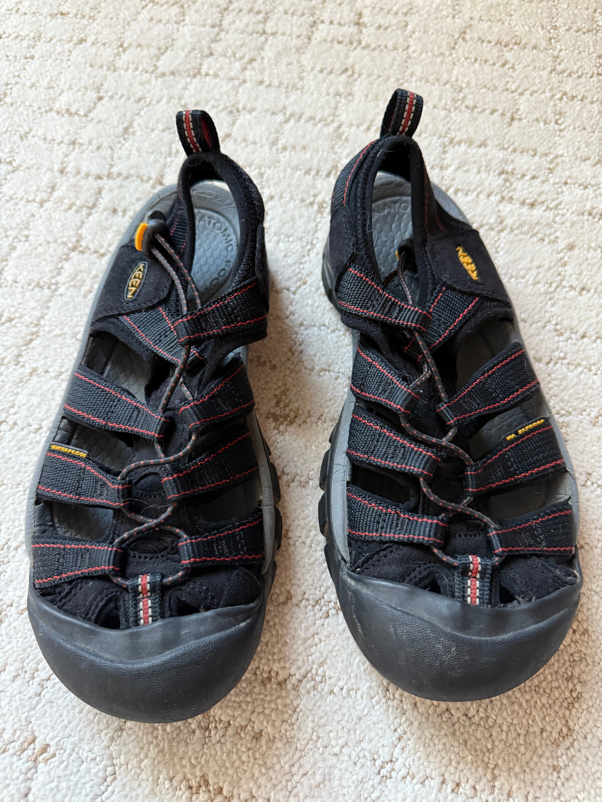 Sandali Keen donna Newport H2 nero rosso bordo punta chiusa escursionismo impermeabili 7