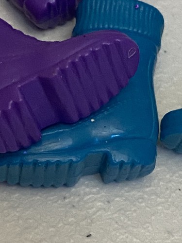 Scarpe Barbie o simili per bambole senza marchio - 2 paia di stivali. Viola E Blu - Foto 4 di 8