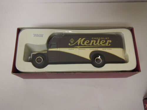 1/50 CORGI CHIPPERFILED'S CIRQUE BEDFORD TRANPORT ANIMEAUX