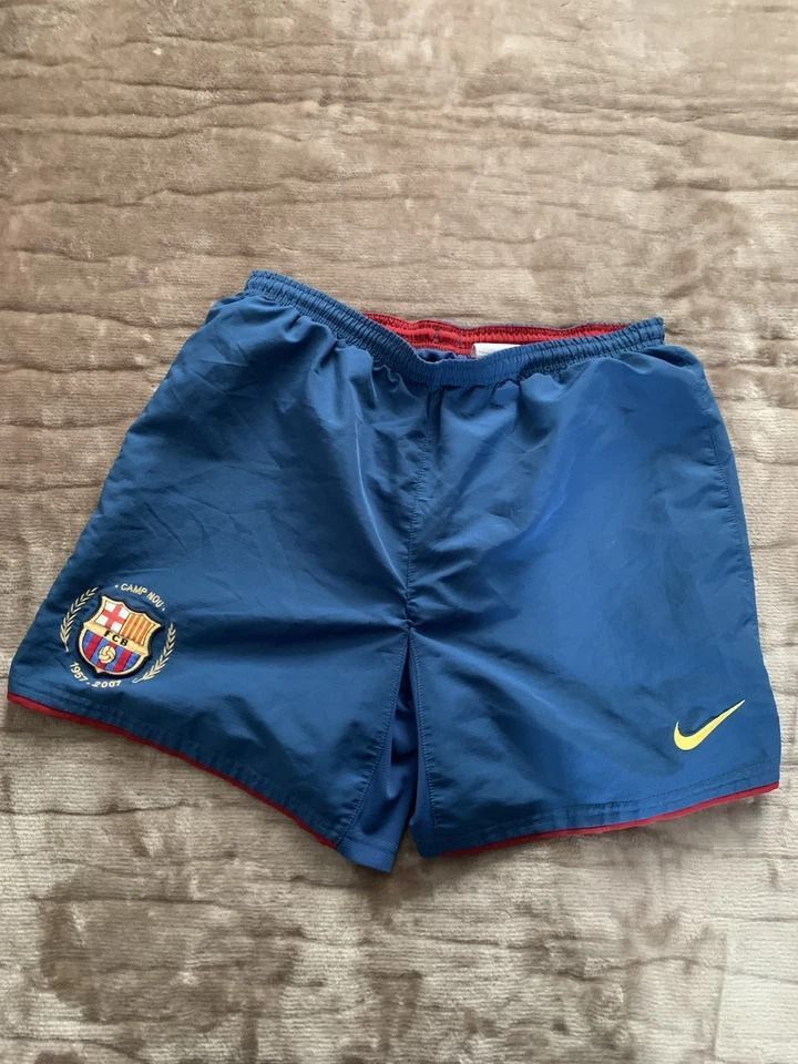 short de sport Nike FC barcelone, Football Shirt Soccer Calcio Vareuse Trikot - Photo 1/4
