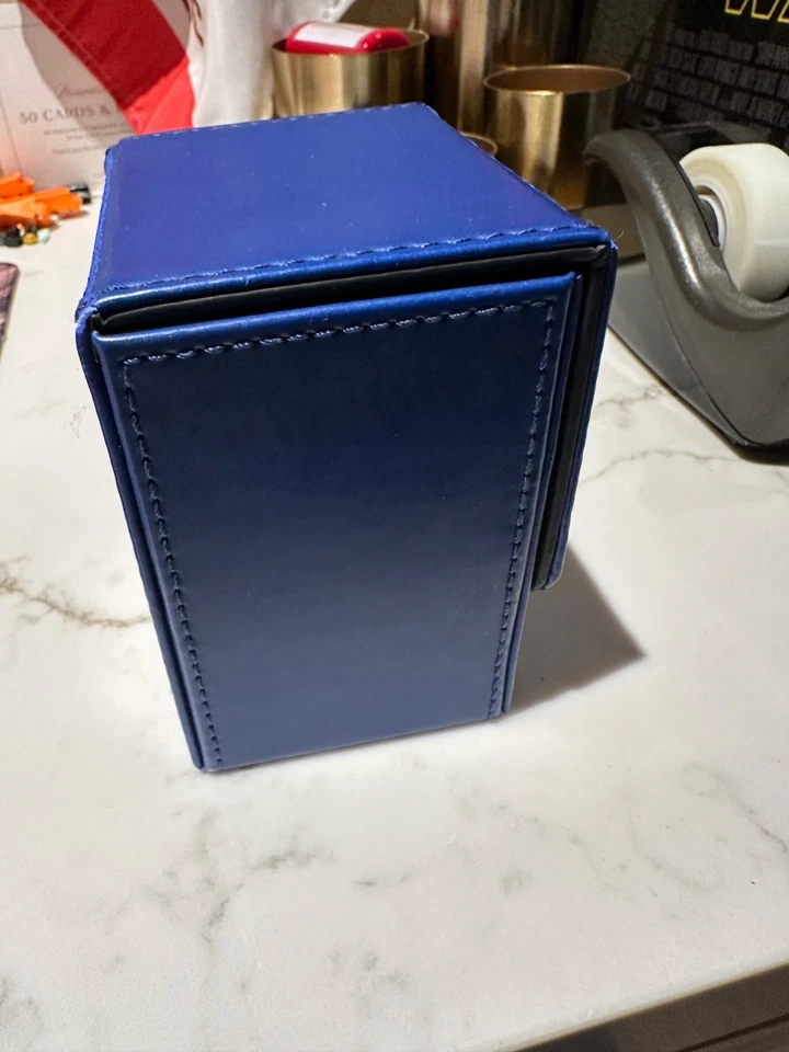 BCW Blue Deck Case LX Tarjeta de Juego Cuero sintético Magic The Gathering Caja de Almacenamiento Foto 2 de 4