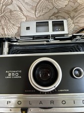 Vintage Polaroid 250 Land Camera in hard case w/flash, original box -untested