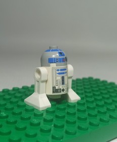 LEGO 2008 STAR WARS SW0217 ASTROMECH DROID R2-D2 GRAY HEAD MINI FIGURE #7877