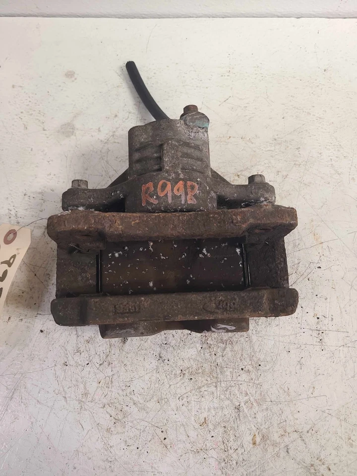 05 06 07 08 09 10 11 Pinza izquierda CADILLAC STS Foto 4 de 4