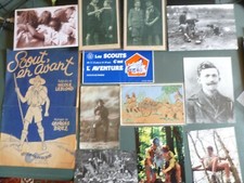 Scoutisme: Partition de Scout en Avant, auto-collant et  10 cartes postales