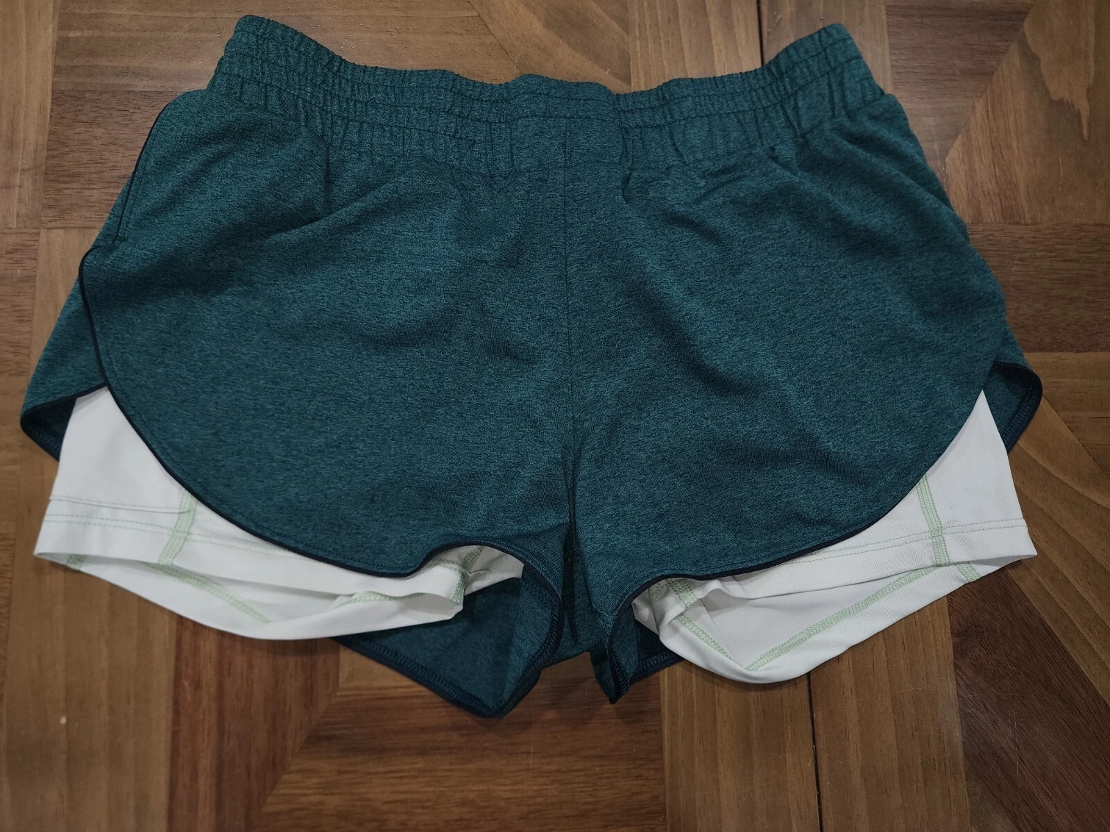 Brooks Athletic Trail Running Shorts Green Size Medium Womens