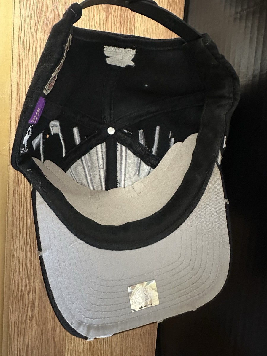 Vintage 90's Oakland Raiders NOS Collision Shockwave SnapBack Hat