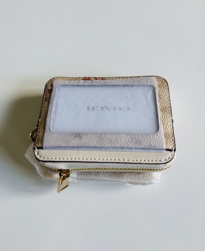 COACH Zip Card Case in Signature Canvas, Floral Print in Gold/White -New w/ Tags - Picture 4 of 5