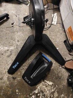 Tacx Flux 2 Smart Indoor Turbo Trainer
