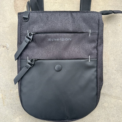 Sherpani LIMA RFID Anti-Theft Crossbody Travel Bag Black Locking Zippers EUC