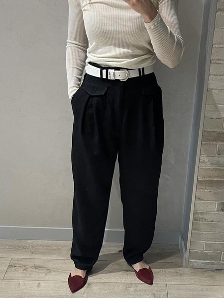 Women Gestuz Trousers Black Viscose 34 / XS / 42