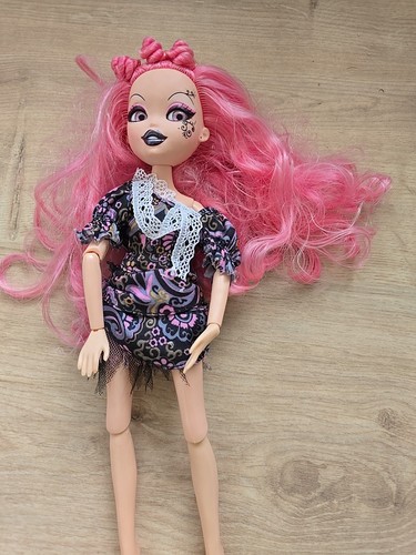 Angelica Sound Bratzillaz Puppe - Bild 2 von 4