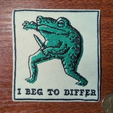 Funny Patch I Beg To Differ Violet Frog Animal Fight Embroidered Iron On 3.5"
