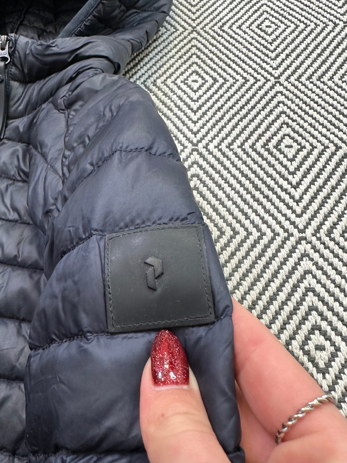 Peak Performance  Women Down Jacket Lightweight B… - image 2