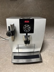 Jura Impressa J9.2 Kaffeevollautomat Kundendienst Neu